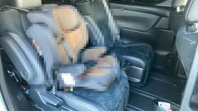 内装後方シート