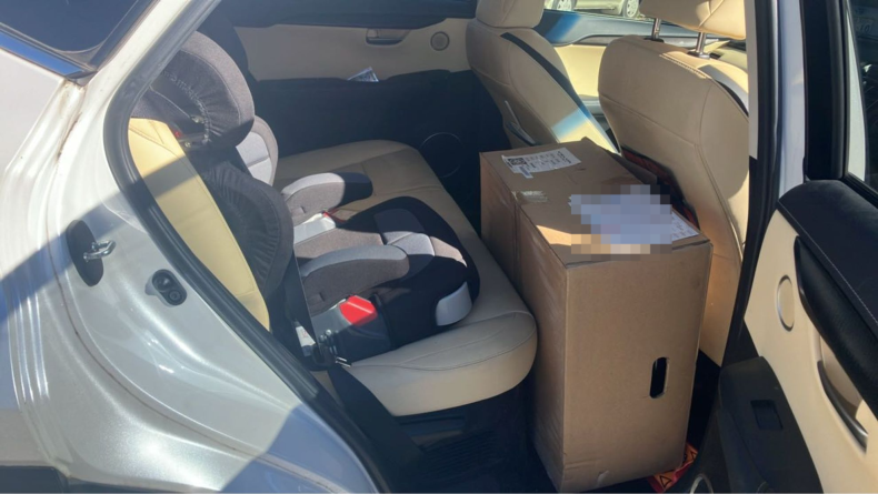 内装後方シート