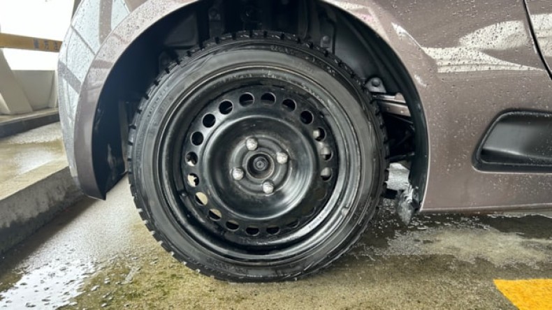 タイヤホイール後