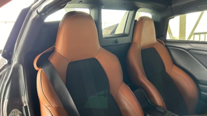 内装前方シート