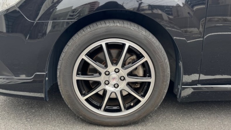 タイヤホイール前