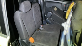 内装後方シート