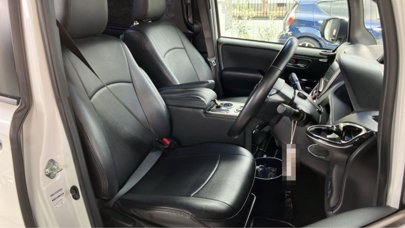 内装前方シート