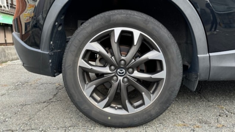 タイヤホイール前