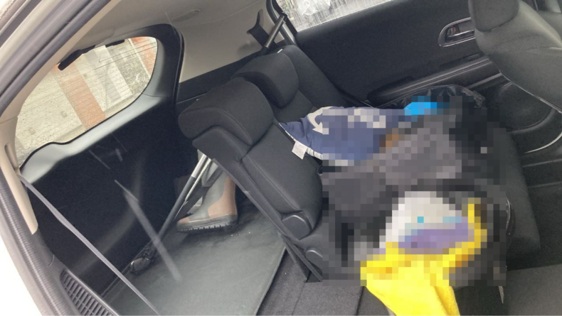 内装後方シート