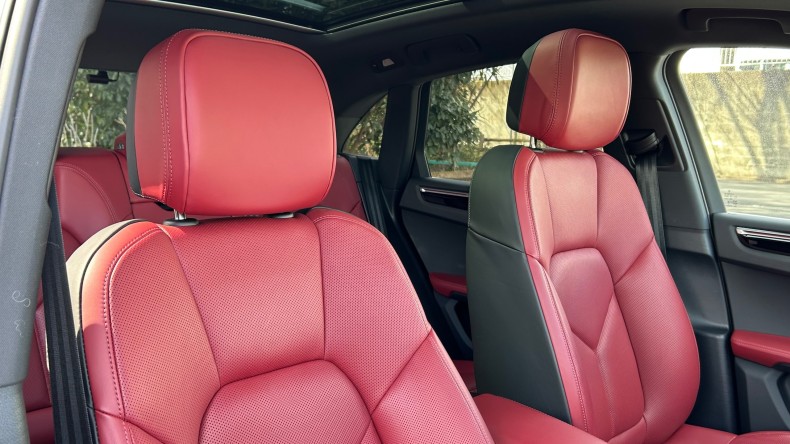 内装前方シート