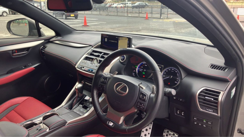 内装インパネ全体