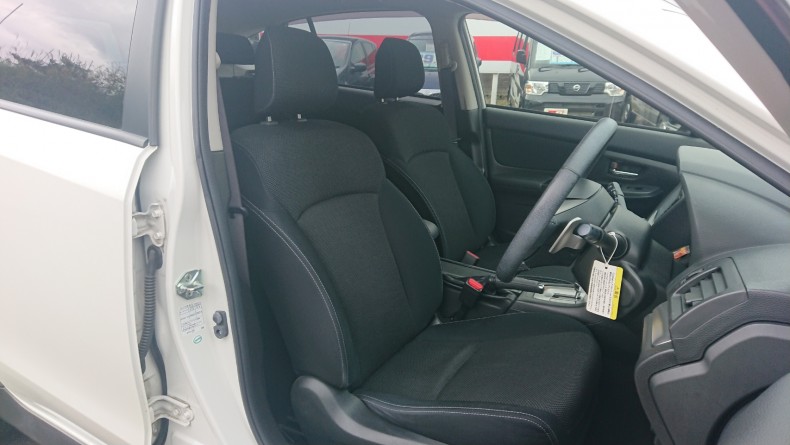 内装前方シート