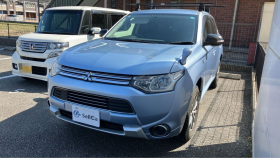 三菱/アウトランダーＰＨＥＶ-270128