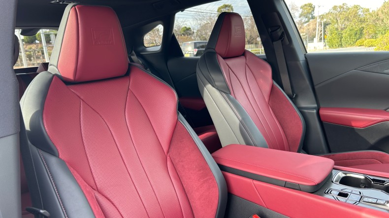 内装前方シート