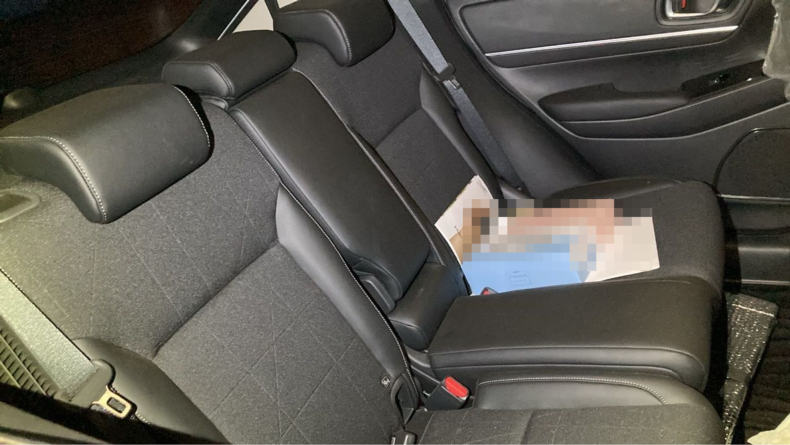 内装後方シート