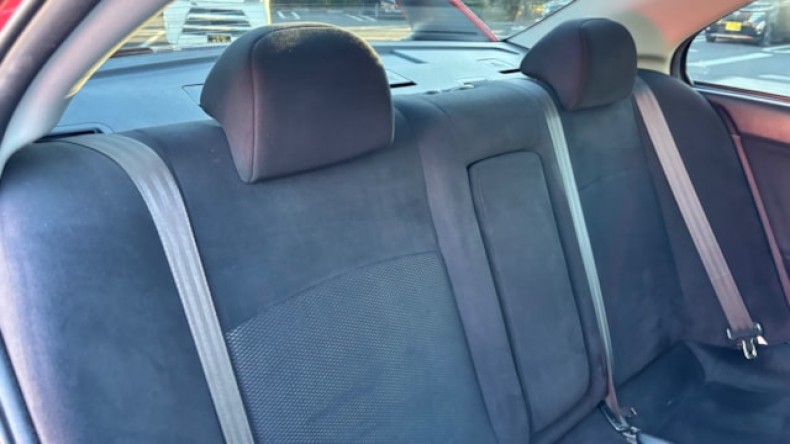 内装後方シート