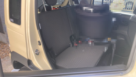 内装後方シート