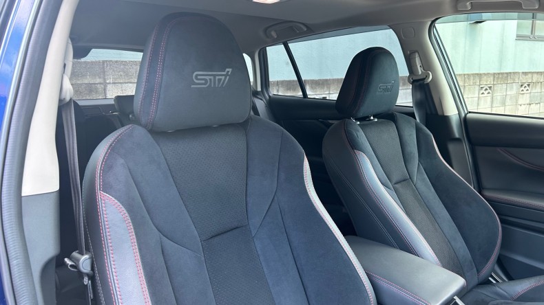 内装前方シート