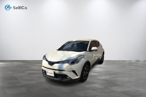 トヨタ/Ｃ－ＨＲ-27300