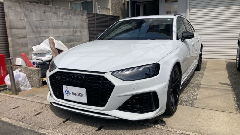 アウディ ＲＳ４アバントの売買実績画像