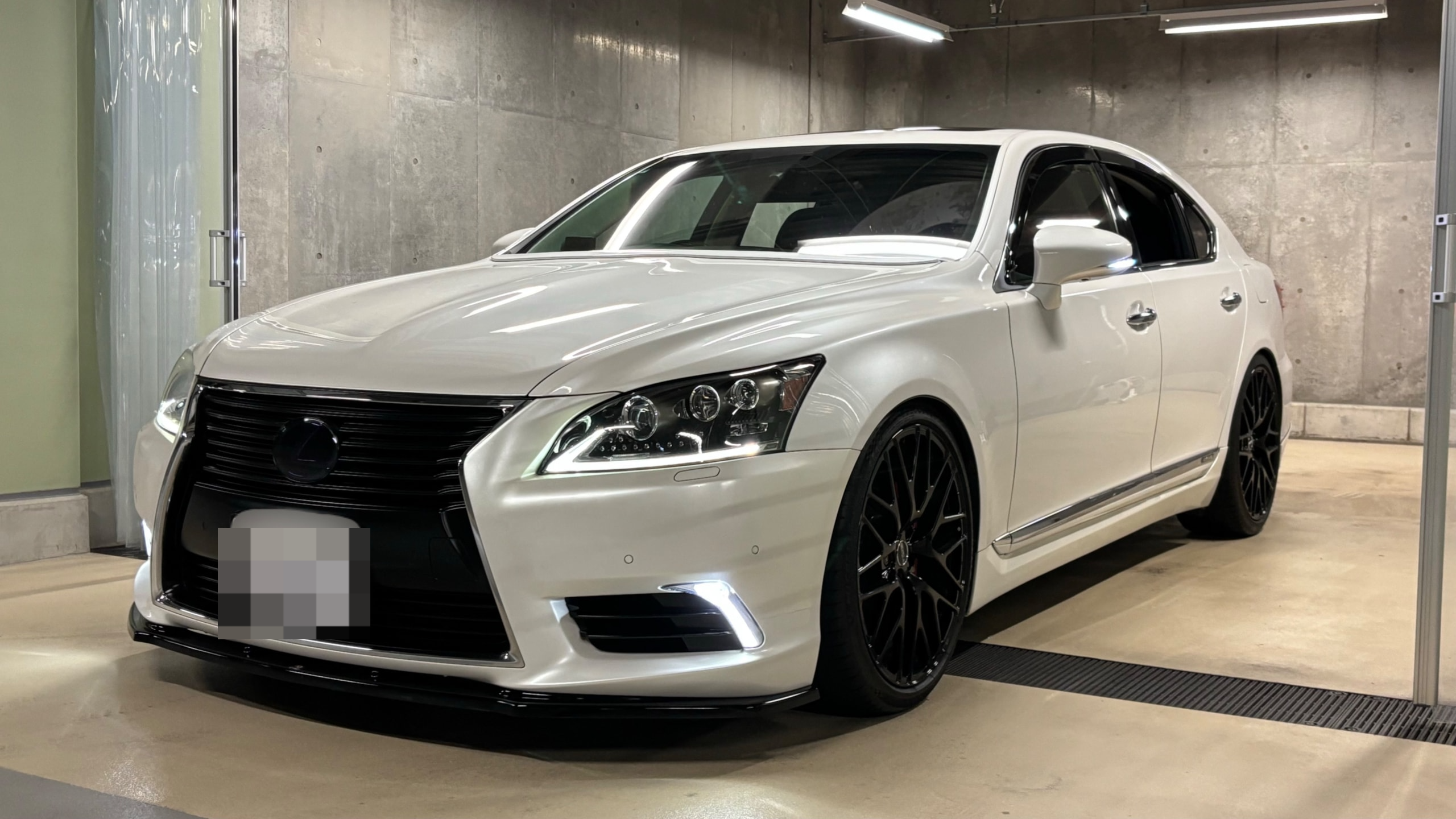 2025年4月成約のＬＳ ＬＳ６００ｈ バージョンＬのメイン画像