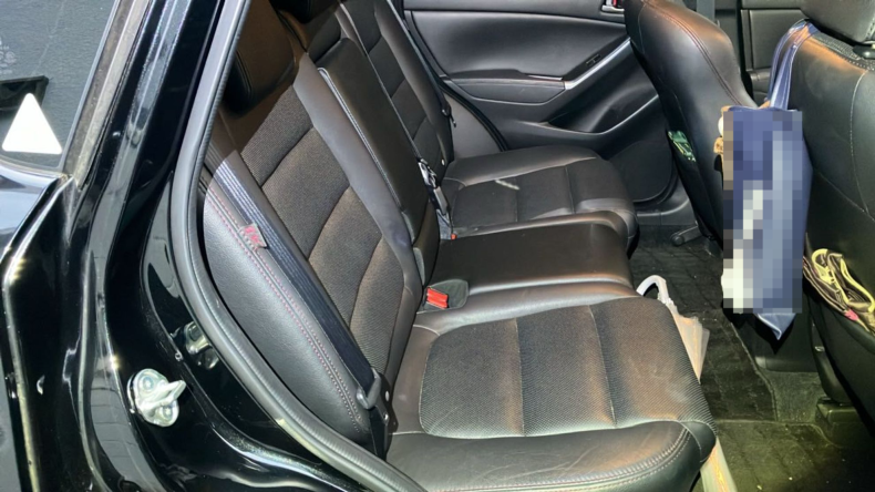 内装後方シート