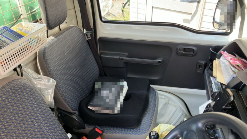 内装後方シート