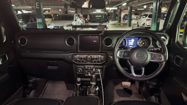 内装インパネ全体