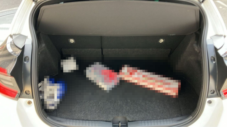 内装トランク