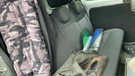 内装後方シート