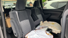 内装後方シート