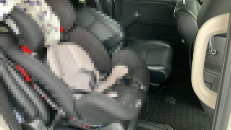 内装後方シート