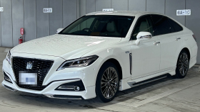 トヨタ/クラウンハイブリッド-280216