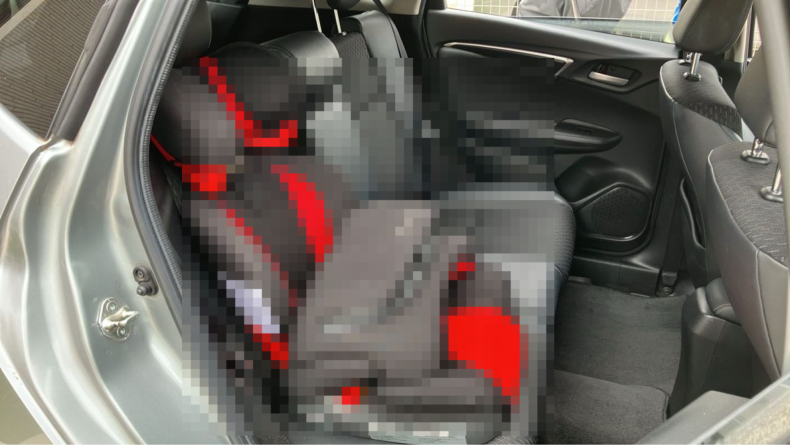 内装後方シート