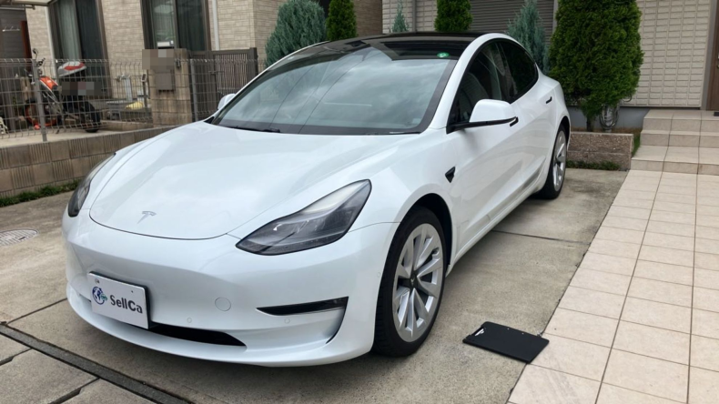 テスラ モデル３の売買実績画像