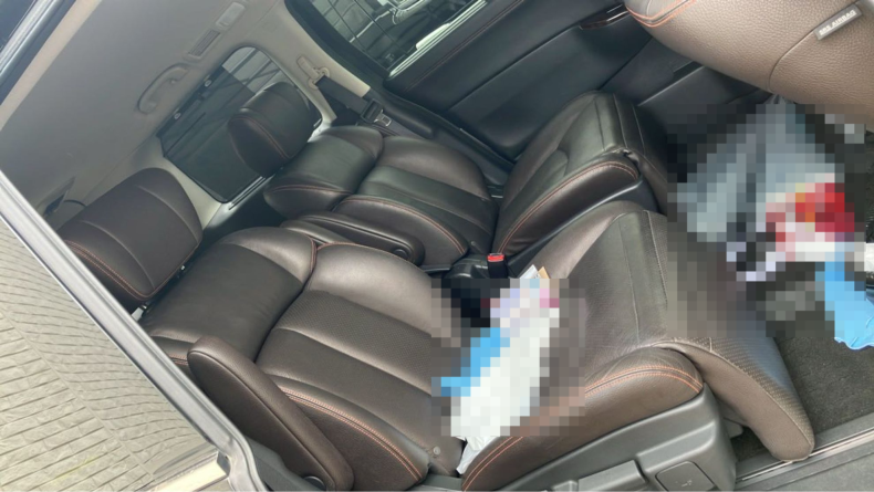 内装後方シート