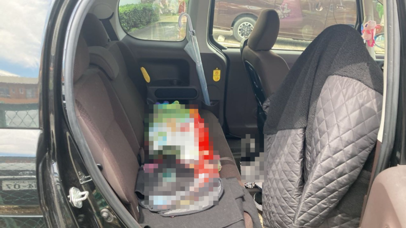 内装後方シート