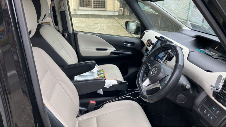 内装前方シート