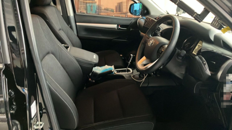 内装前方シート