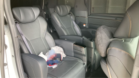 内装後方シート