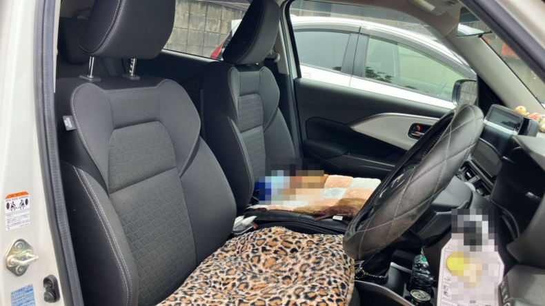 内装前方シート