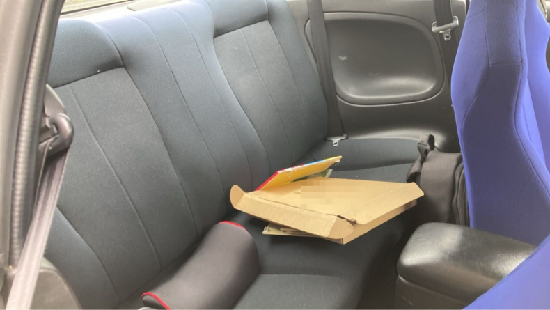 内装後方シート