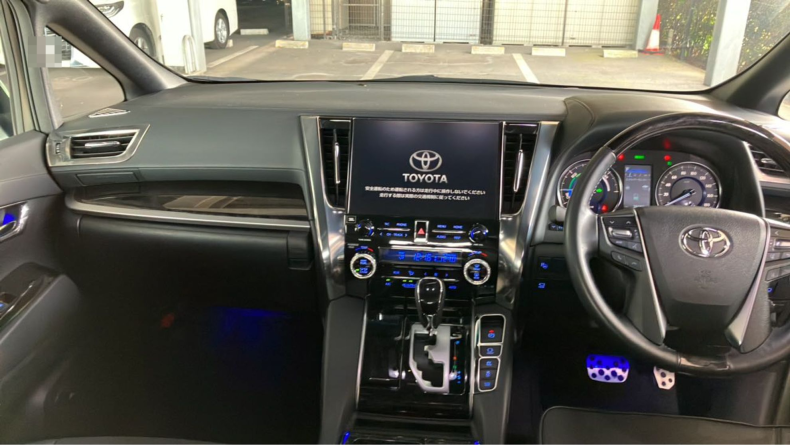 内装インパネ全体