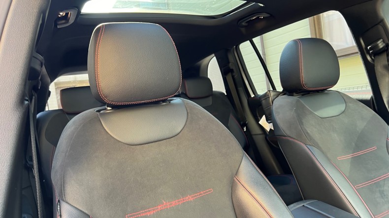 内装前方シート