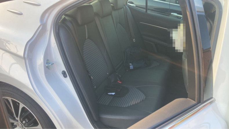 内装後方シート