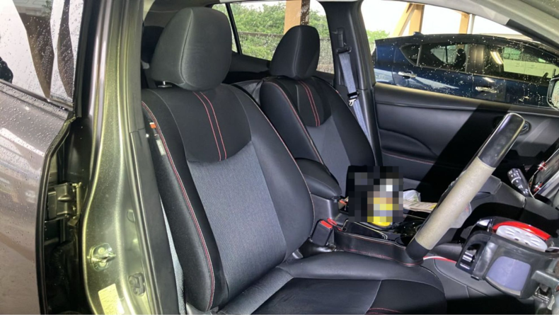 内装前方シート