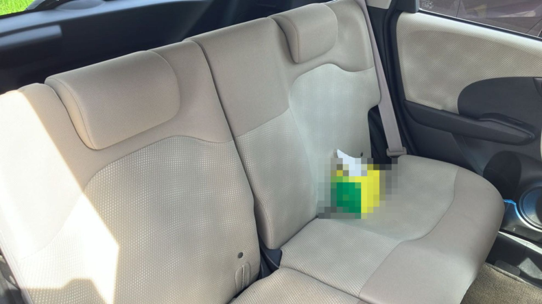 内装後方シート