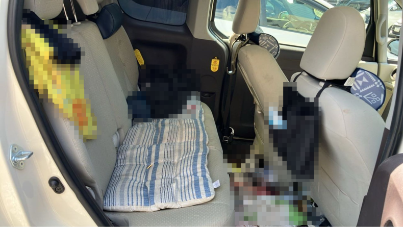 内装後方シート