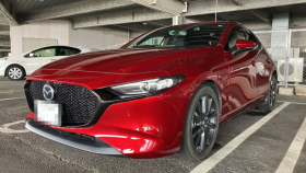 マツダ/ＭＡＺＤＡ３ファストバック-286363