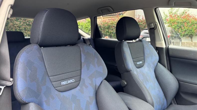 内装前方シート