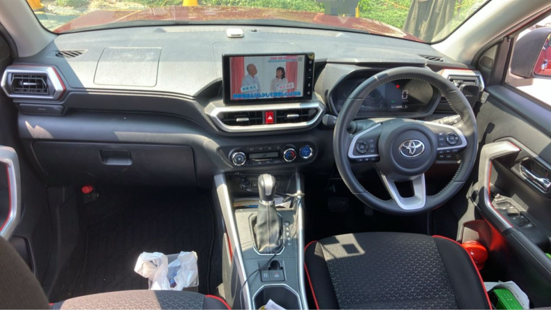 内装インパネ全体