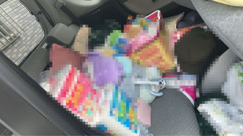 内装後方シート