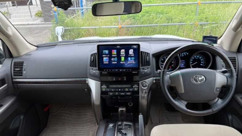 内装インパネ全体