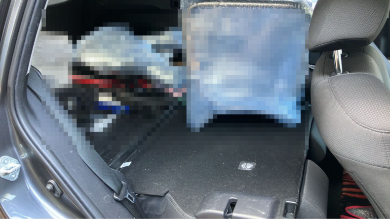 内装後方シート